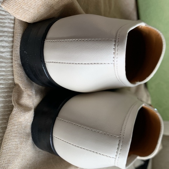 Gucci white loafer - Picture 3 of 6